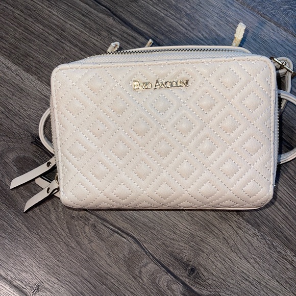 Enzo Angiolini Crossbody Bag - Picture 3 of 4